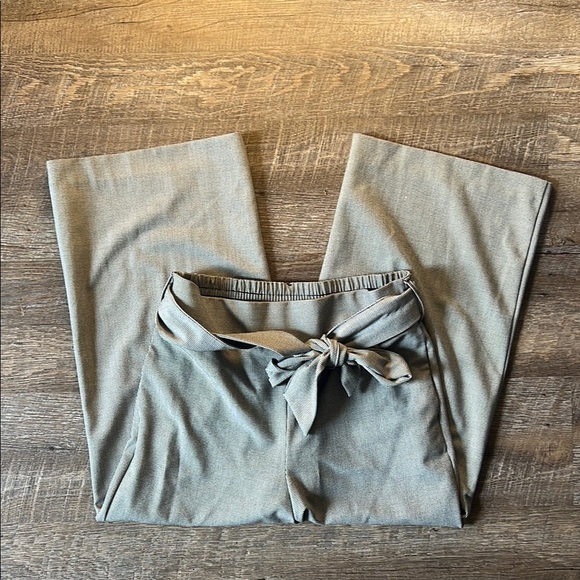 Zara  Tie-Waist, wide leg dress Pants - Picture 1 of 5